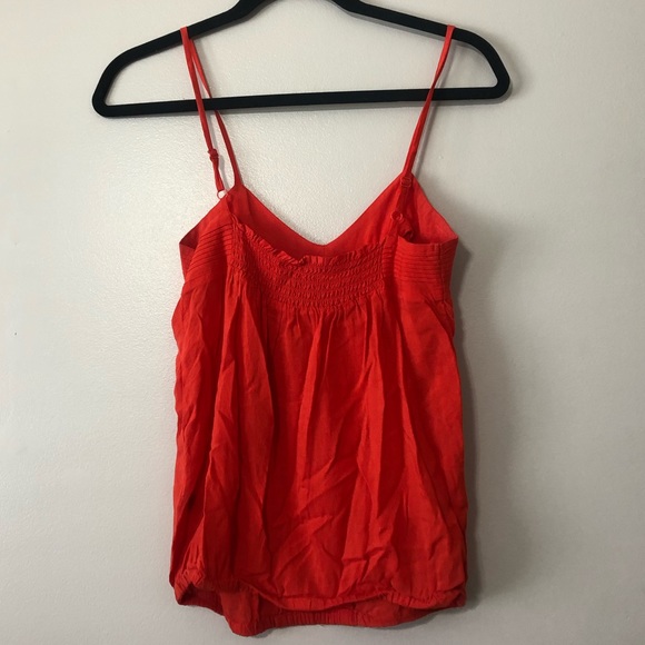 Small Red Express Tank - Picture 4 of 4